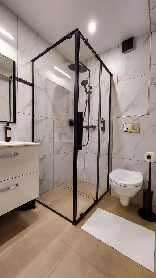 Villa Baranowka - Apartament #8 By Shortstaypoland Ratulow Extérieur photo